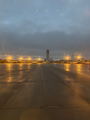 Cleveland Hopkins International Airport by null