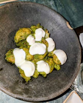 Los Amantes Mezcalería by null