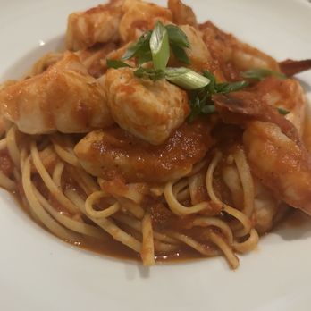 Cafe Amalfi - Linguine & Seafood Fra Diavolo - Bars Near Me - Myrtle Beach, South Carolina