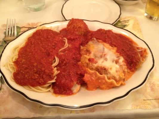 Minard's Spaghetti Inn by null