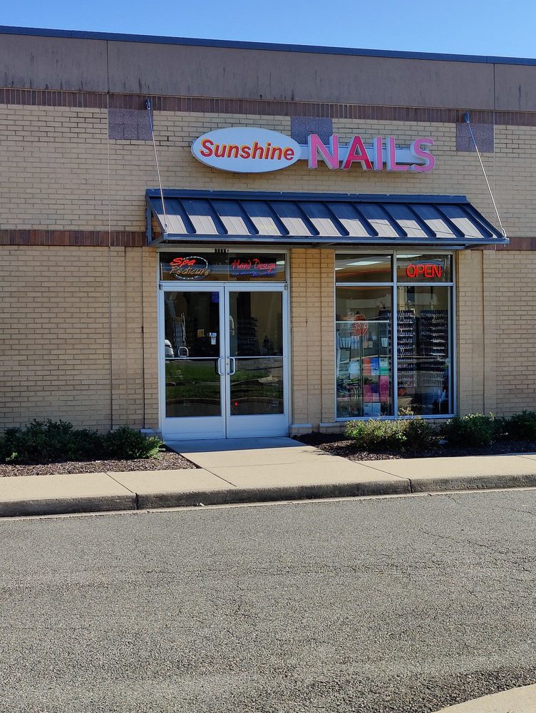 SUNSHINE NAILS Updated June 2024 17 Reviews 8131 Brook Rd