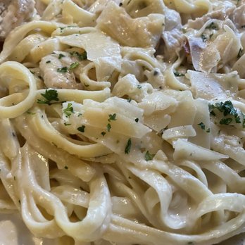 Cafe Adirondack - Alfredo with chicken - Cafes Near Me - Pottersville, New York