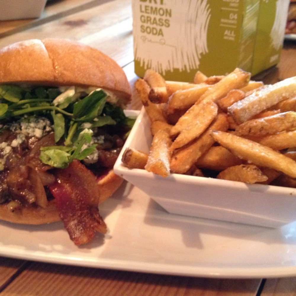 Uneeda Burger - Awesome burger - Burgers Near Me - Seattle, Washington