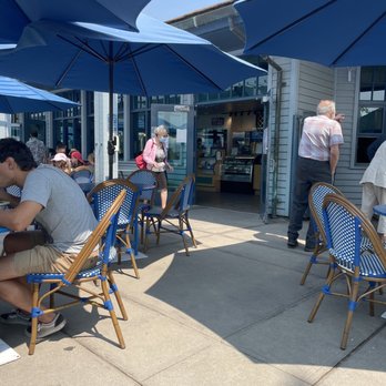Shoreline Lake American Bistro - I've stop on our walk around the lake, next to boat rentals, breakfast, lunch ,dessert menu. - Breakfast & Brunch Near Me - Mountain View, California Shoreline Lake American Bistro - I've stop on our walk around the lake, next to boat rentals, breakfast, lunch ,dessert menu. - Breakfast & Brunch Near Me - Mountain View, California