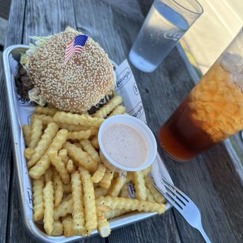 Heavy’s Barburger - Bar burger and fries - Burgers Near Me - Charleston, South Carolina Heavy’s Barburger - Bar burger and fries - Burgers Near Me - Charleston, South Carolina