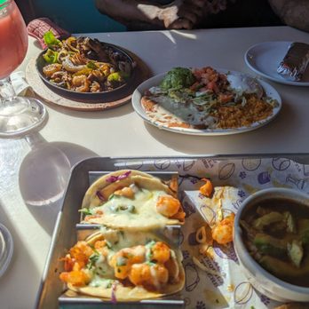 La Carreta - Covington - Shrimp tacos & tortilla soup, along with shrimp, chicken, & steak fajitas!!! - Mexican Near Me - Covington, Louisiana