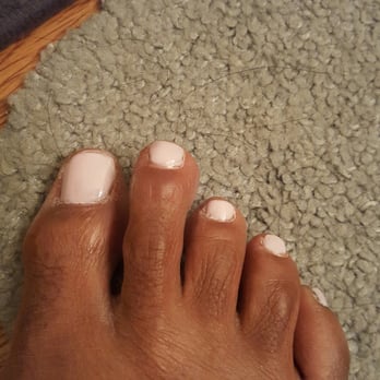 London Nails and Spa - Excuse my runners feet but this is the worst pedicure ever. - Day Spas Near Me - Dallas, Texas London Nails and Spa - Excuse my runners feet but this is the worst pedicure ever. - Day Spas Near Me - Dallas, Texas