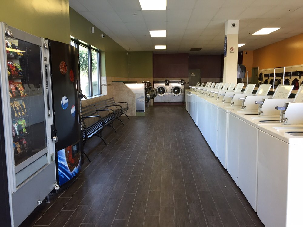 LAUNDRY DAY Updated August 2024 12166 Yosemite Blvd, Waterford