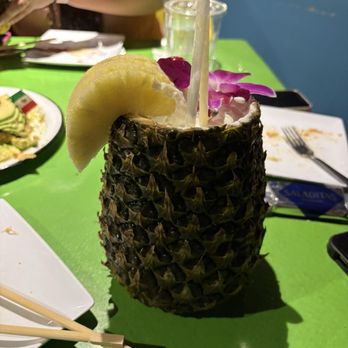 Mariscos El General - piña colada natural - Seafood Near Me - Pasadena, Texas