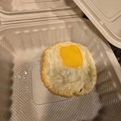 575 Bistro - Fried egg on the side!
