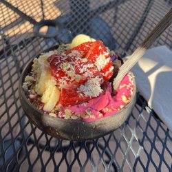 The Healthy Habit - Açaí Bowl