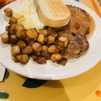 Cafe This Way - Bi country breakfast with egg whites, home fries, and sausage patties. - New American Near Me - Bar Harbor, Maine Cafe This Way - Bi country breakfast with egg whites, home fries, and sausage patties. - New American Near Me - Bar Harbor, Maine