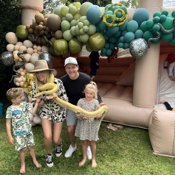What’s Bouncing - Sand bounce house with slide - Bounce House Rentals Near Me What’s Bouncing - Sand bounce house with slide - Bounce House Rentals Near Me