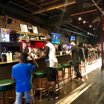 Pixels Pints & Bytes - New American Near Me - Norfolk, Virginia