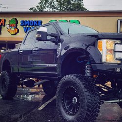 Bahama Mama Smoke Shop at Tomball
