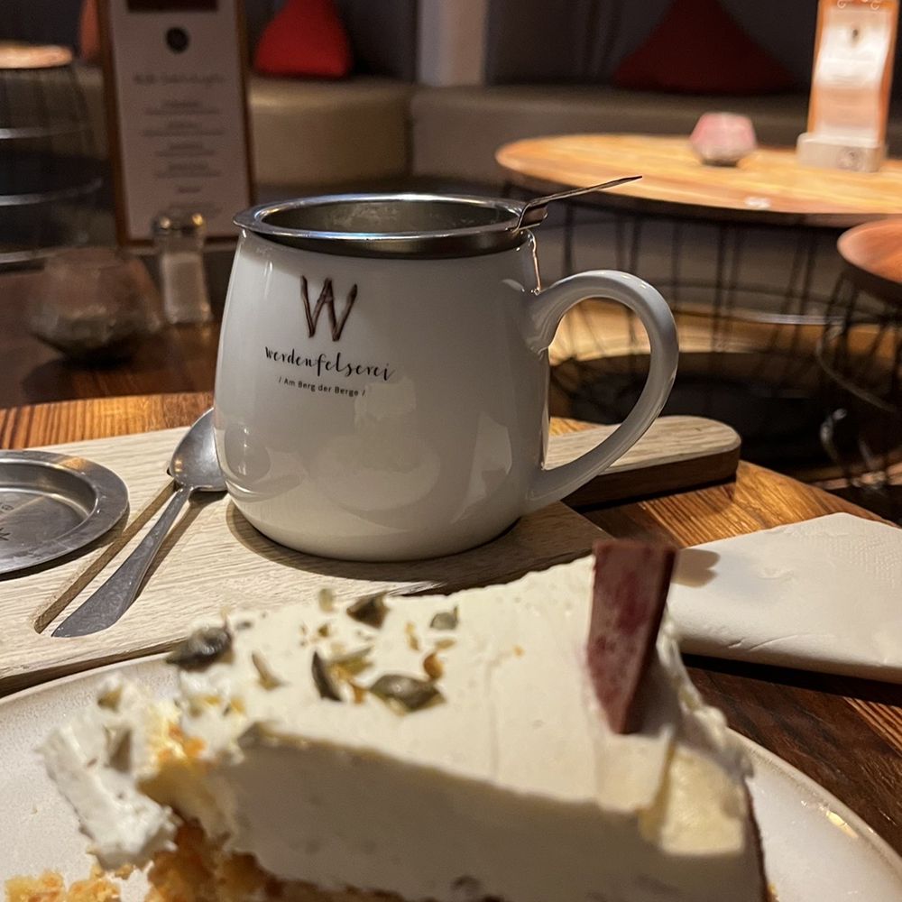 Werdenfelserei - Carrot cake with hot tea - Hotels Near Me - Garmisch-Partenkirchen, BY