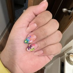 Truly Nails