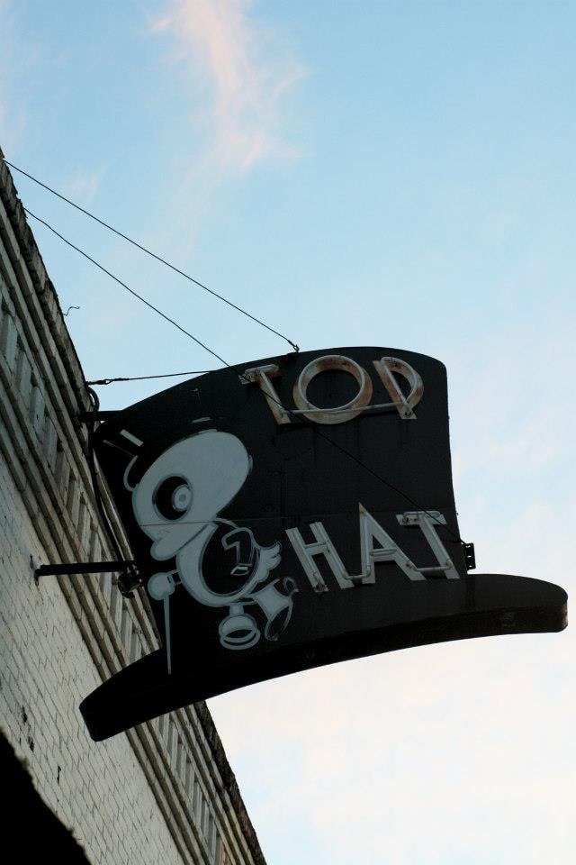 Top Hat Tavern Logo