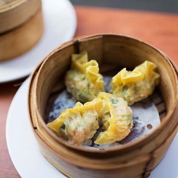 Full Moon City - Shrimp and coriander dumpling - Dim Sum Near Me - Den Haag, ZH