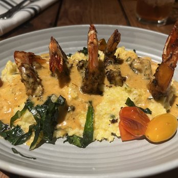Whiskey Cake - Shrimp and grits without bacon. - New American Near Me - Irving, Texas Whiskey Cake - Shrimp and grits without bacon. - New American Near Me - Irving, Texas