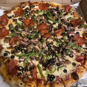 Joey's Original Pizza - A delicious combo pizza from Joey's -  Lexie's Classic Combo Pizza... next time I will order a garlic kind of Joey's Garlic Supreme Pizza - Pizza Near Me - Santa Rosa, California
