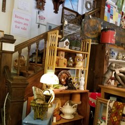 Farm Girl Art & Antiques