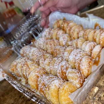 Mrs.Sweetpancakes -  a person sprinkled with powdered sugar - Pancakes Near Me - Compton , California