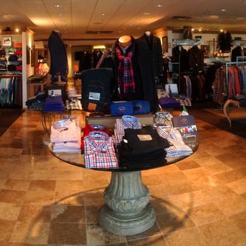 Levy's - Women's Clothing Near Me - Nashville, Tennessee