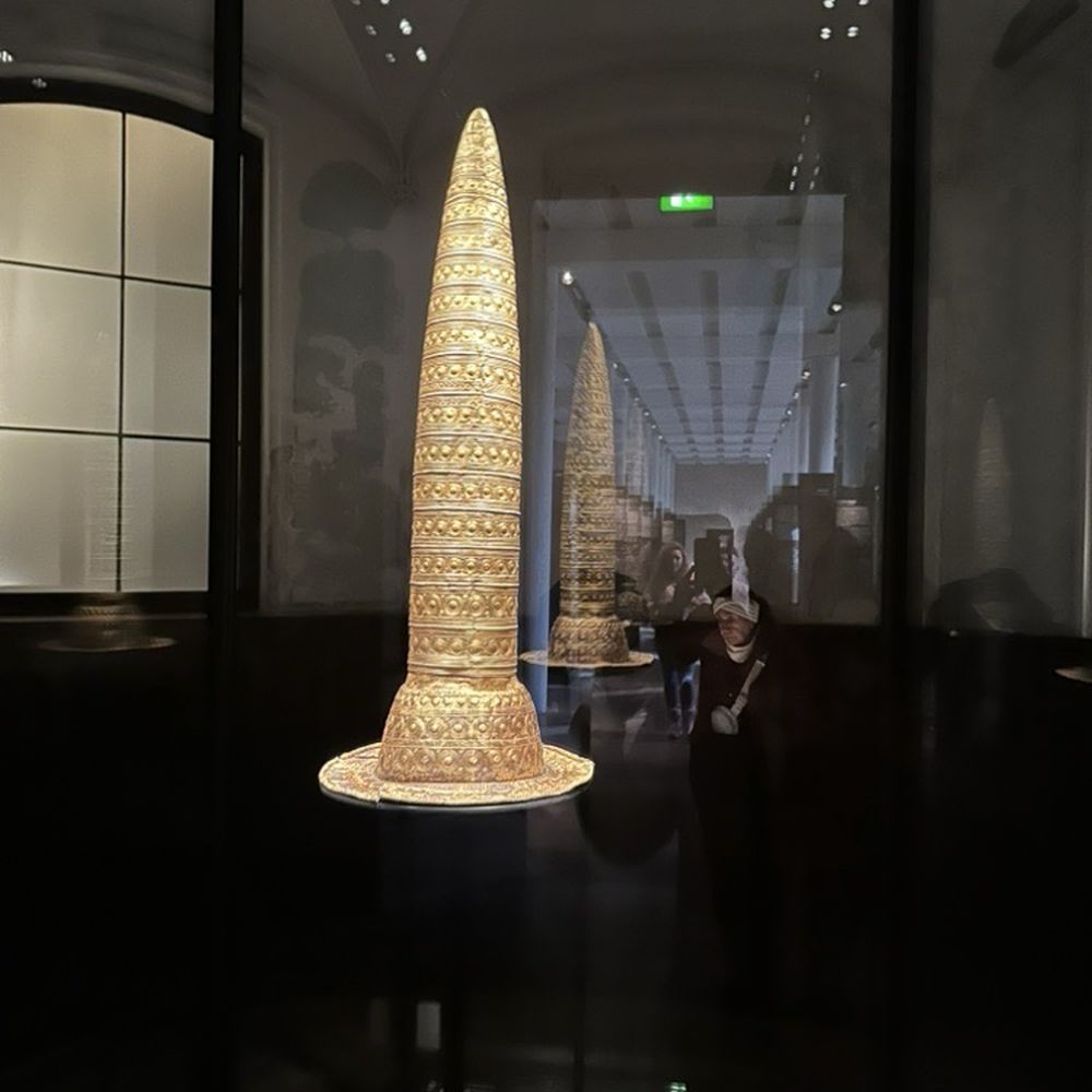 Neues Museum - Gold hat - Museums Near Me - Berlin, BE