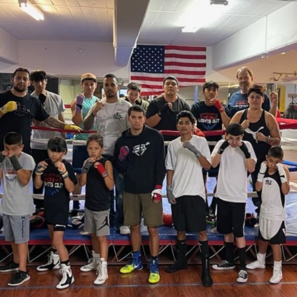 LIGHTS OUT BOXING GYM Updated October 2024 13 Photos 33 1/2 N