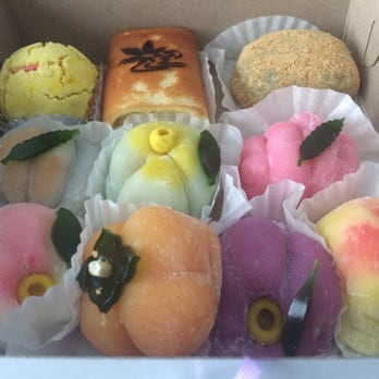Hogetsu Bakery - Bakeries Near Me - Chula Vista, California