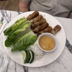 Pho Hoa - CHA GIO CHIEN VOI BANH XA LACH Fried Rice Paper Rolls with Lettuce Wrap P295 Pork with Vermicelli