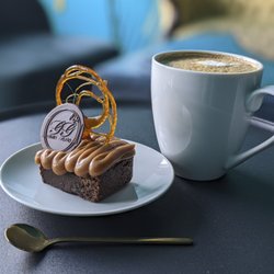 Gina's Gelato - Salted caramel brownie and london fog latte at Gina's Gelato in Nelson, BC