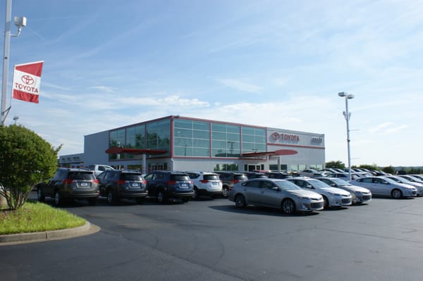 FRED ANDERSON TOYOTA OF GREER - Updated November 2025 - 28 Photos & 80 ...