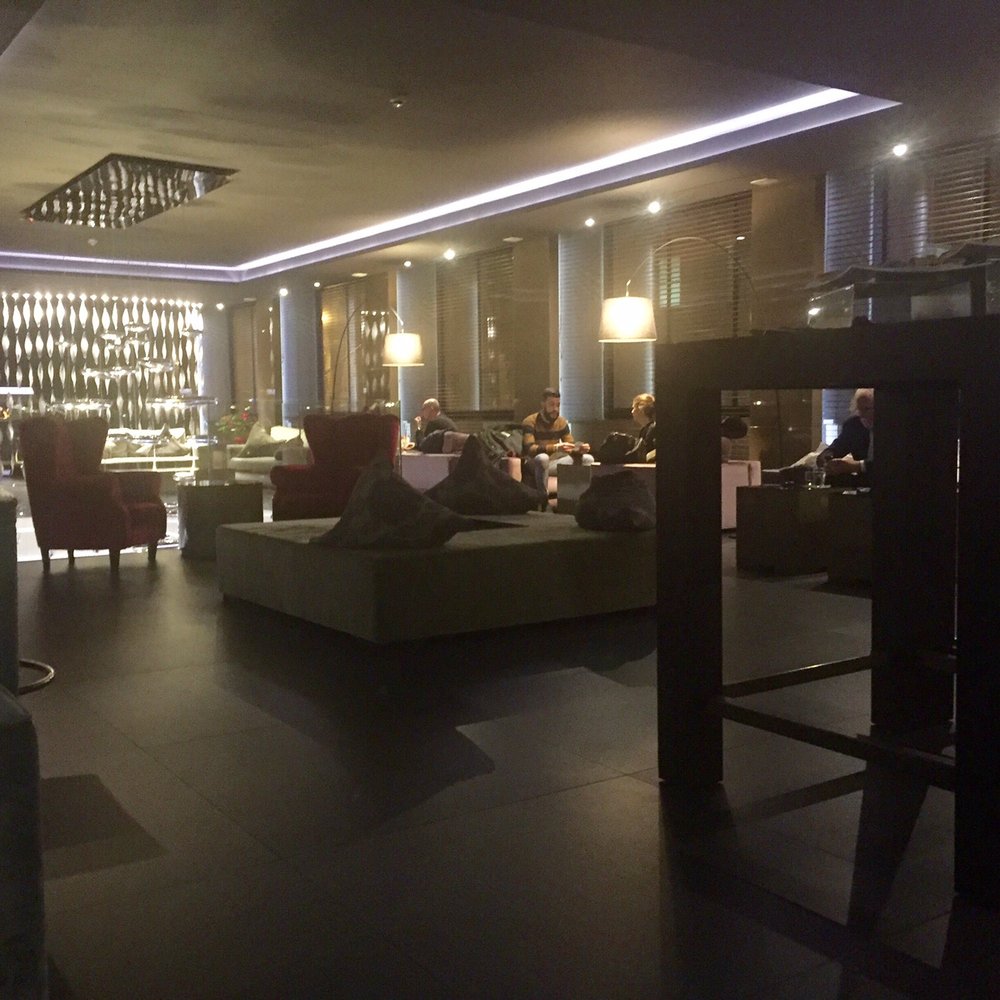 Hotel Ambasciatori - Lounge/bar area - Hotels Near Me - Florence, FI Hotel Ambasciatori - Lounge/bar area - Hotels Near Me - Florence, FI