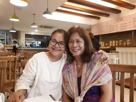 Tiny Kitchen & Dulce Vida by null