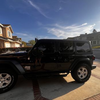Deluxe Shine Mobile Detail - Exterior of car - Auto Detailing Near Me Deluxe Shine Mobile Detail - Exterior of car - Auto Detailing Near Me
