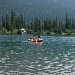 Forget Me Not Pond - Boating fun