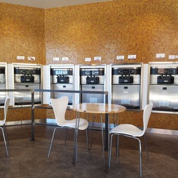 Milk & Cake - Nice and clean setting - Ice Cream & Frozen Yogurt Near Me - Denver, Colorado