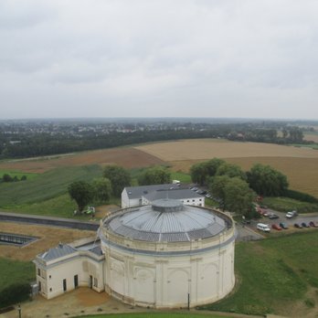 Lion's Mound - Landmarks & Historical Buildings Near Me - Waterloo, WBR