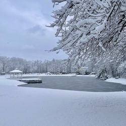 Oldman's Creek Campground - Snowy weather at the lake