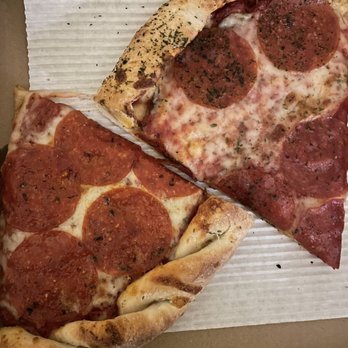Bellizzi's Pizza Joint - Slice of Pepperoni - Pizza Near Me - Eugene, Oregon
