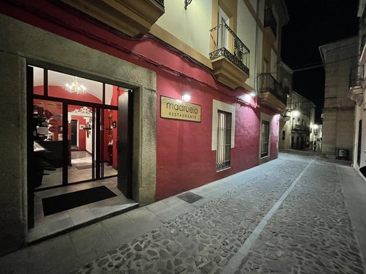 Restaurante Madruelo by null