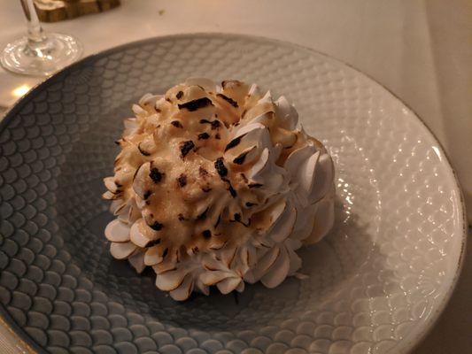 First Hotel Grand by null