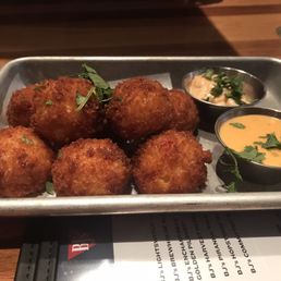 Cous-cous Mac n Cheese Balls