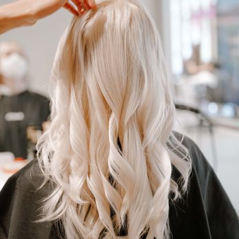 Suki's Salons - Hair Colour - Hair Salons Near Me - Surrey, British Columbia Suki's Salons - Hair Colour - Hair Salons Near Me - Surrey, British Columbia