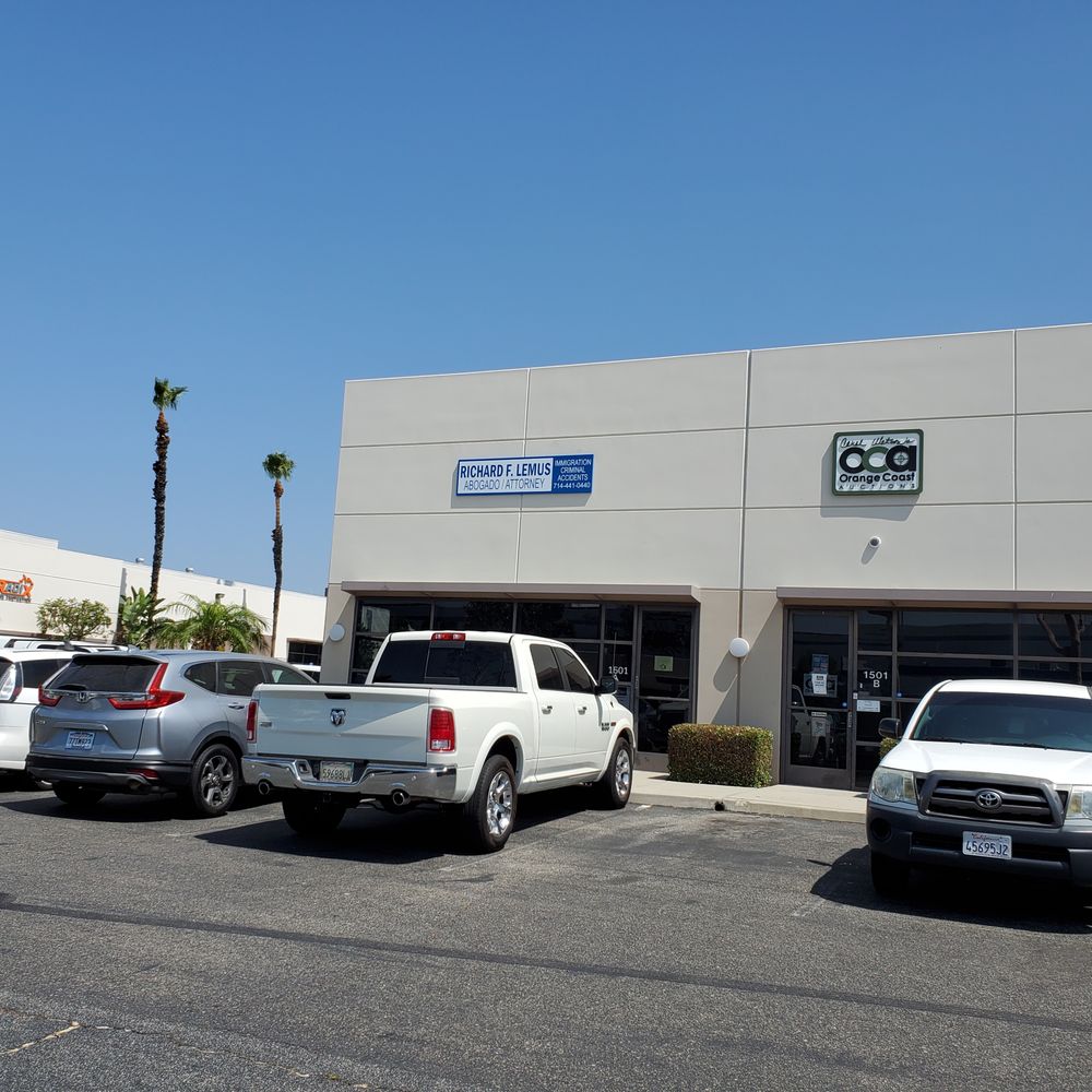 Law Office of RIchard F. Lemus - immigration attorney in Fullerton, CA