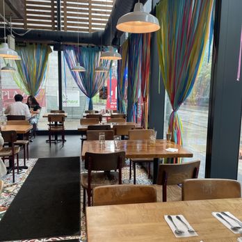 Khao San Road - Inside - Thai Near Me - Toronto, Ontario