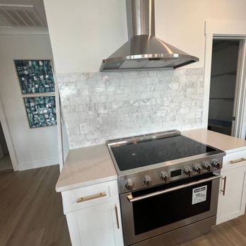 A Step Above Construction - Kitchen Remodel - General Contractors Near Me - Tybee Island, Georgia A Step Above Construction - Kitchen Remodel - General Contractors Near Me - Tybee Island, Georgia