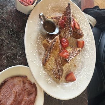 Grand Lux Cafe - French toast w/ berries and side of ham. - American Near Me - Paramus, New Jersey Grand Lux Cafe - French toast w/ berries and side of ham. - American Near Me - Paramus, New Jersey